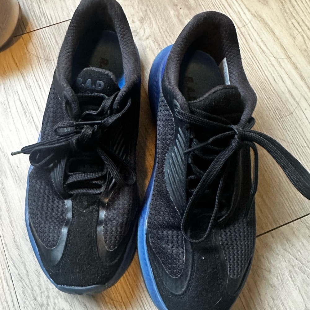 Rad Global v1 rave blue